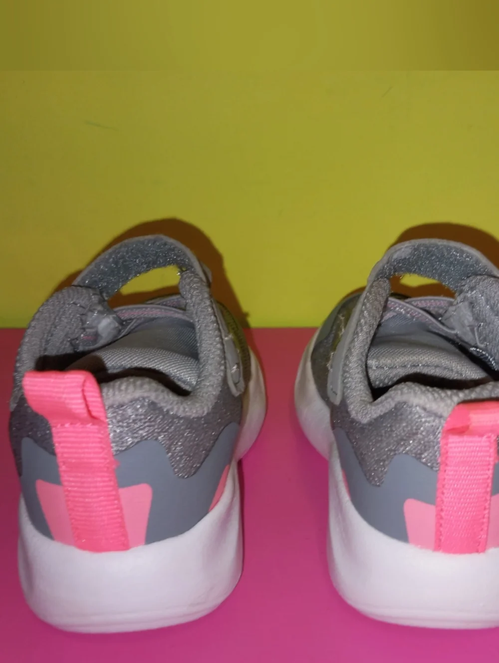 Girls shoes Athletic works grey sneakers 4